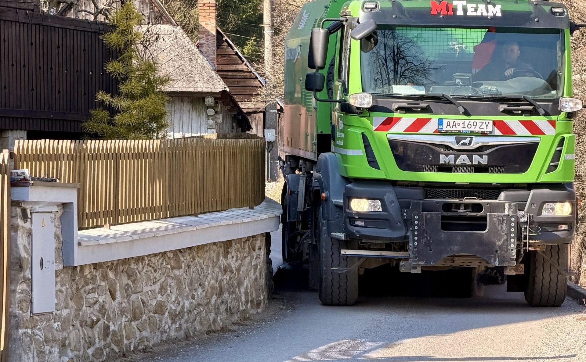 MAN TGM 4x4 – zametacia nadstavba TRILETY TK 6000