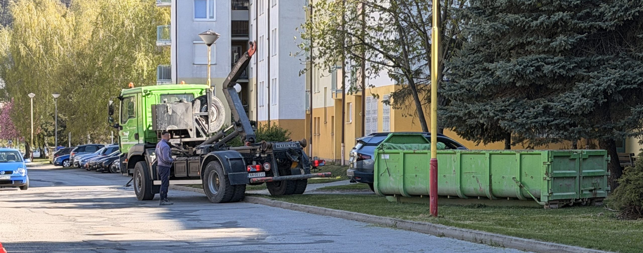 MAN TGM 4x4 – hákový nosič kontajnerov